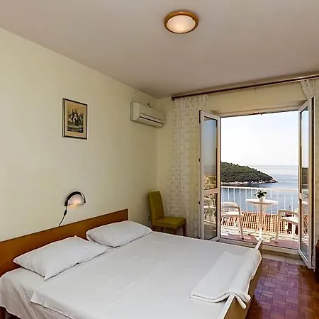 Beautiful Nest 3*