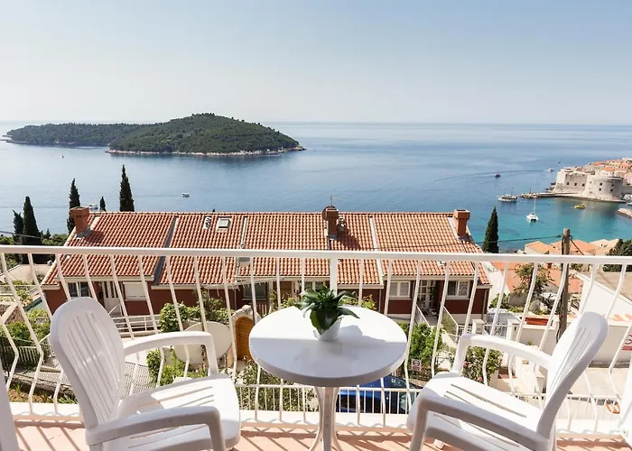 Beautiful Nest Guest house 3*