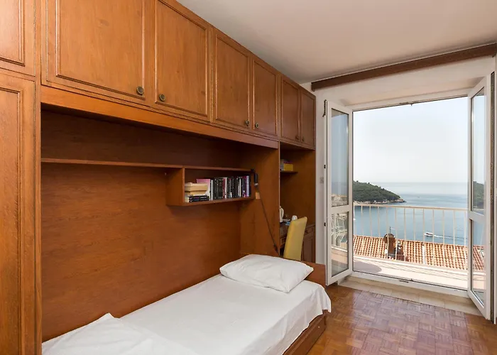 Beautiful Nest Pensionat 3*