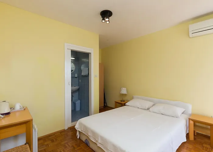 Beautiful Nest 3*